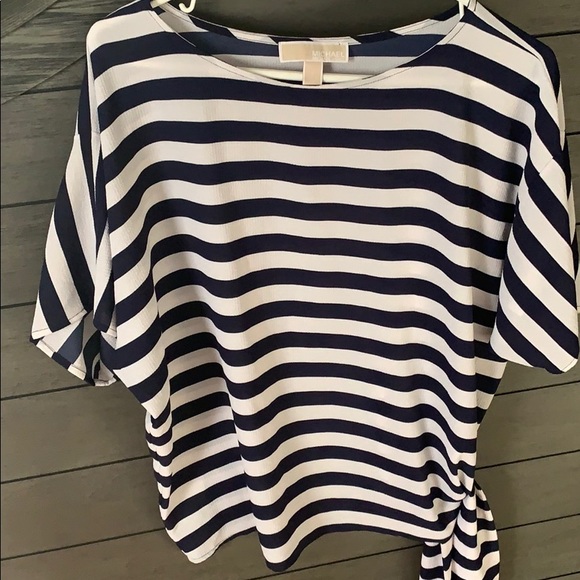 MICHAEL Michael Kors Tops - Michael Kors Blouse size small MICHAEL Michael Kors Tops - Michael Kors Blouse size small